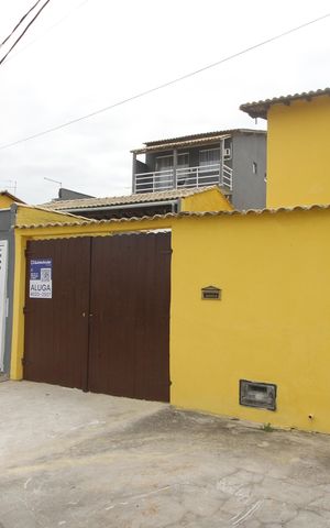 Casa para alugar com 270m², 4 quartos e 4 vagasFachada