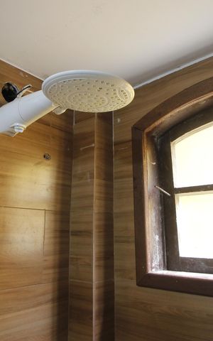 Casa para alugar com 270m², 4 quartos e 4 vagasBanheiro 1