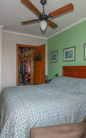 Casa à venda com 246m², 5 quartos e 2 vagas Casa à venda com 246m², 5 quartos e 2 vagasQuarto Suíte