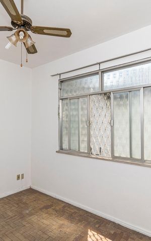 Casa de condomínio à venda com 190m², 4 quartos e 2 vagas Casa de condomínio à venda com 190m², 4 quartos e 2 vagasCasa 2º andar - Quarto 1