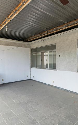 Casa de condomínio à venda com 190m², 4 quartos e 2 vagas
