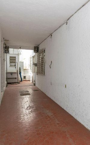 Casa de condomínio à venda com 190m², 4 quartos e 2 vagas