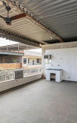 Casa de condomínio à venda com 190m², 4 quartos e 2 vagas Casa de condomínio à venda com 190m², 4 quartos e 2 vagasCasa 2º andar - Varanda