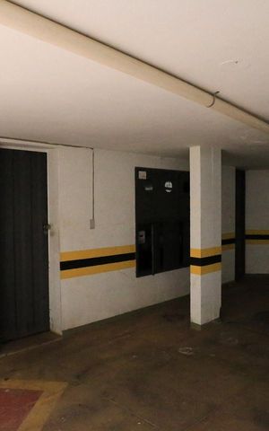 Apartamento à venda com 184m², 4 quartos e 2 vagasZelador