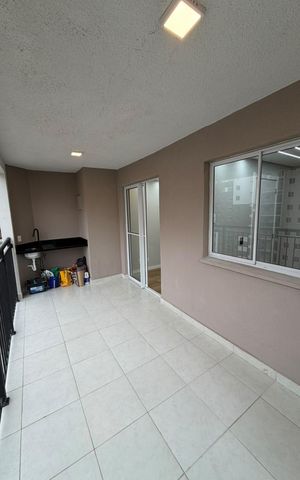 Apartamento para alugar com 49m², 2 quartos e sem vaga Apartamento para alugar com 49m², 2 quartos e sem vagaVaranda