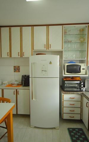 Apartamento à venda com 54m², 2 quartos e 1 vagaCozinha