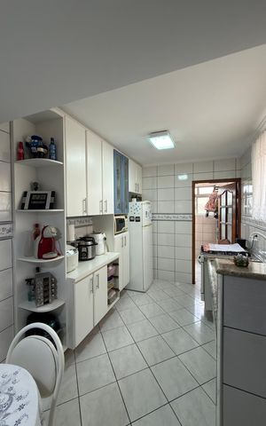 Apartamento à venda com 64m², 2 quartos e 1 vaga Apartamento à venda com 64m², 2 quartos e 1 vagaCozinha