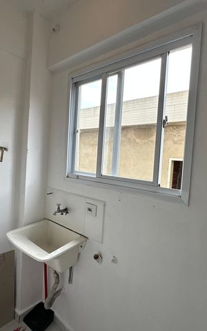 Apartamento para alugar com 64m², 2 quartos e 1 vaga Apartamento para alugar com 64m², 2 quartos e 1 vagaCozinha e Área de Serviço