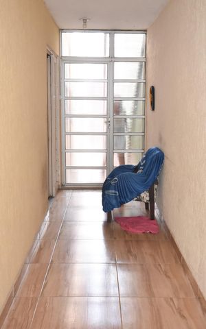 Casa para alugar com 94m², 1 quarto e 1 vaga Casa para alugar com 94m², 1 quarto e 1 vagaCorredor Lateral