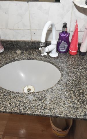 Casa para alugar com 94m², 1 quarto e 1 vaga Casa para alugar com 94m², 1 quarto e 1 vagaBanheiro Social
