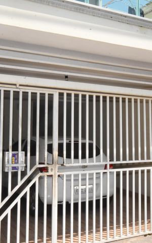 Casa para alugar com 94m², 1 quarto e 1 vaga Casa para alugar com 94m², 1 quarto e 1 vagaFachada da casa