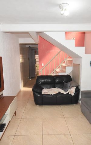 Casa para alugar com 94m², 1 quarto e 1 vaga Casa para alugar com 94m², 1 quarto e 1 vagaSala