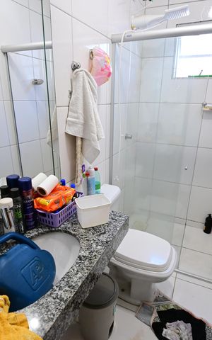 Casa de condomínio à venda com 247m², 5 quartos e 2 vagas