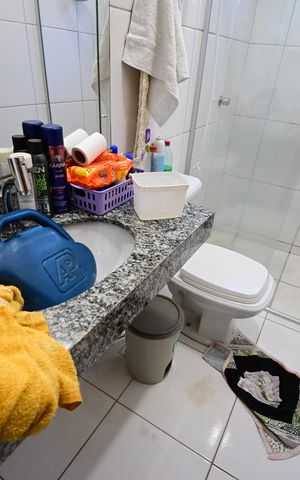 Casa de condomínio à venda com 247m², 5 quartos e 2 vagas