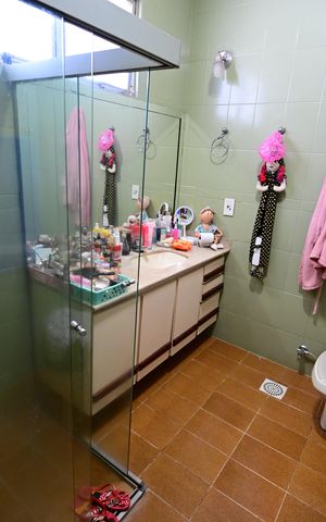 Casa de condomínio à venda com 247m², 5 quartos e 2 vagas