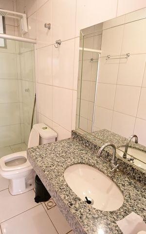 Casa de condomínio à venda com 247m², 5 quartos e 2 vagas