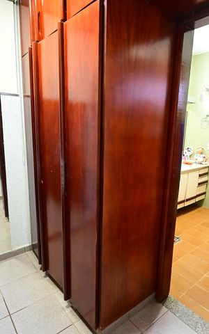 Casa de condomínio à venda com 247m², 5 quartos e 2 vagas