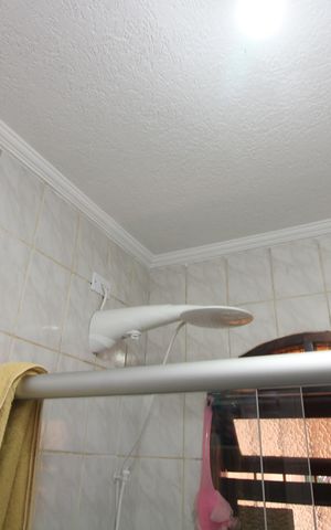 Casa à venda com 180m², 2 quartos e 1 vagaBanheiro 2