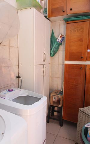 Casa à venda com 180m², 2 quartos e 1 vagaÁrea de Serviço