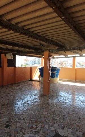 Casa à venda com 180m², 2 quartos e 1 vagaespaço superior