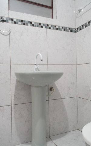 Casa para alugar com 52m², 2 quartos e 1 vagaBanheiro