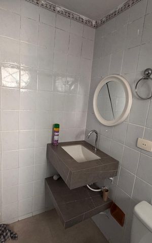 Apartamento para alugar com 72m², 3 quartos e 3 vagas Apartamento para alugar com 72m², 3 quartos e 3 vagasBanheiro da Suíte