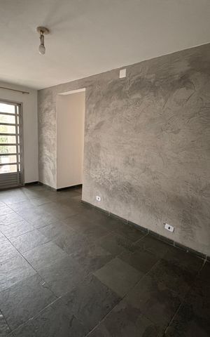 Apartamento para alugar com 72m², 3 quartos e 3 vagas Apartamento para alugar com 72m², 3 quartos e 3 vagasSala