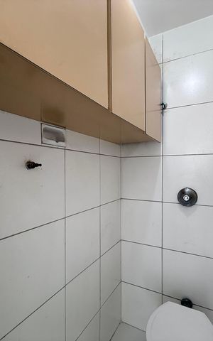 Apartamento para alugar com 71m², 3 quartos e 2 vagasBanheiro de Serviço