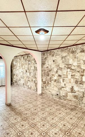 Casa para alugar com 80m², 1 quarto e 1 vagaSala