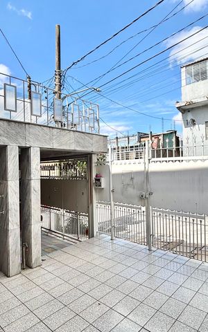 Casa para alugar com 80m², 1 quarto e 1 vaga Casa para alugar com 80m², 1 quarto e 1 vagaGaragem