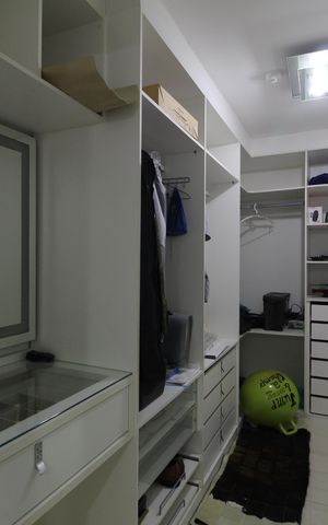 Apartamento à venda com 141m², 3 quartos e 2 vagasQuarto 3 - Closet
