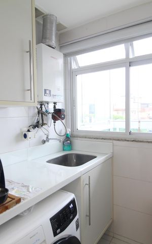 Apartamento à venda com 141m², 3 quartos e 2 vagasÁrea de Serviço