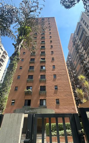 Apartamento para alugar com 84m², 3 quartos e 2 vagas Apartamento para alugar com 84m², 3 quartos e 2 vagasFachada