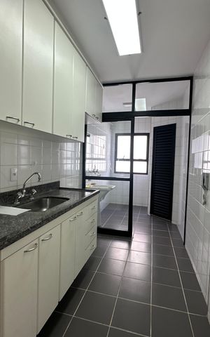 Apartamento para alugar com 84m², 3 quartos e 2 vagas Apartamento para alugar com 84m², 3 quartos e 2 vagasCozinha