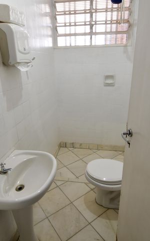 Casa para alugar com 900m², 4 quartos e sem vagaBanheiro Social