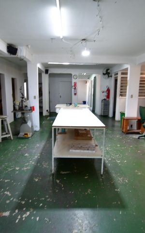 Casa para alugar com 900m², 4 quartos e sem vagaÁrea externa