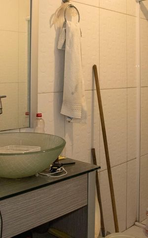 Casa à venda com 135m², 6 quartos e 2 vagasBanheiro 2