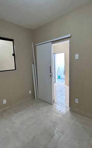 Casa para alugar com 35m², 1 quarto e sem vagaQuarto