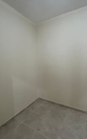 Casa para alugar com 35m², 1 quarto e sem vagaQuarto