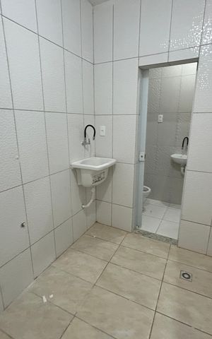 Casa para alugar com 35m², 1 quarto e sem vagaCozinha e Área de Serviço