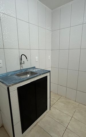 Casa para alugar com 35m², 1 quarto e sem vagaCozinha e Área de Serviço