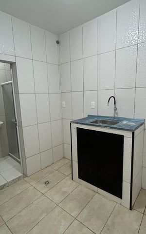 Casa para alugar com 35m², 1 quarto e sem vagaCozinha e Área de Serviço