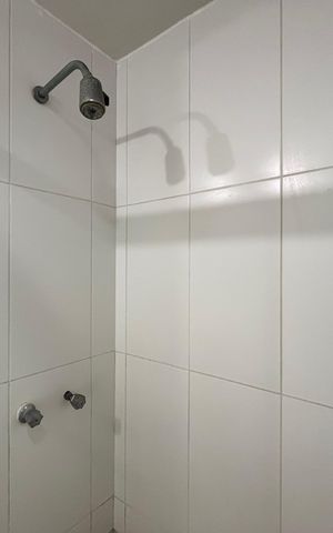 Apartamento à venda com 102m², 2 quartos e 1 vaga Apartamento à venda com 102m², 2 quartos e 1 vagaBanheiro Social