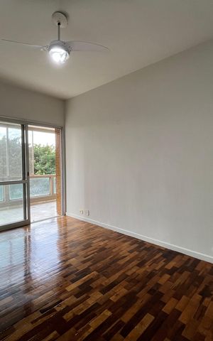 Apartamento para alugar com 102m², 2 quartos e 1 vaga