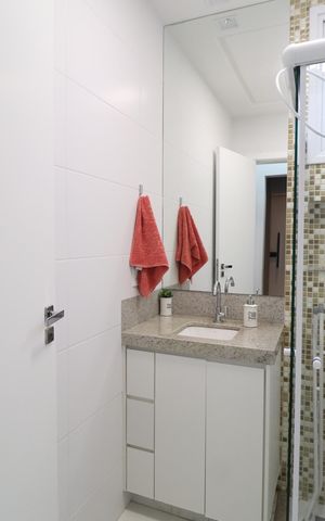 Apartamento para alugar com 77m², 2 quartos e 2 vagasBanheiro Social