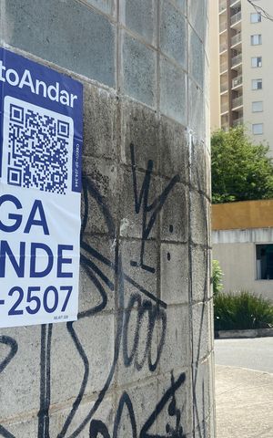 Apartamento para alugar com 52m², 2 quartos e 1 vaga Apartamento para alugar com 52m², 2 quartos e 1 vagaFachada e Placa