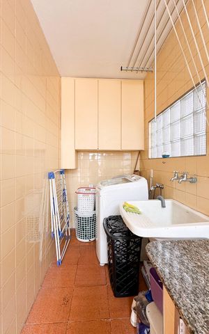 Casa à venda com 116m², 2 quartos e 2 vagas Casa à venda com 116m², 2 quartos e 2 vagasÁrea de Serviço