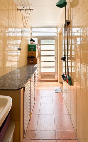 Casa à venda com 116m², 2 quartos e 2 vagas Casa à venda com 116m², 2 quartos e 2 vagasÁrea de Serviço