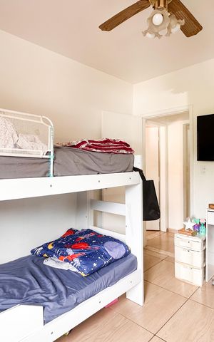 Casa à venda com 116m², 2 quartos e 2 vagas Casa à venda com 116m², 2 quartos e 2 vagasQuarto 1