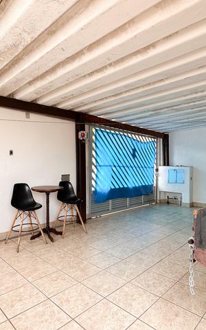 Casa à venda com 116m², 2 quartos e 2 vagas Casa à venda com 116m², 2 quartos e 2 vagasGaragem